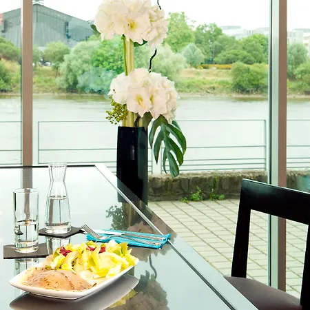Residhome Berges De La Loire Apart Otel Nantes