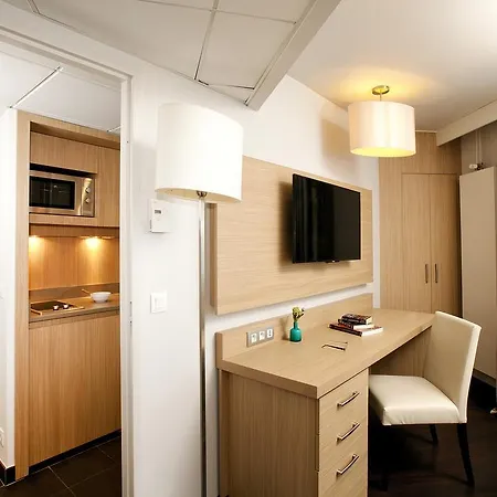 Apart Otel Residhome Berges De La Loire 4*