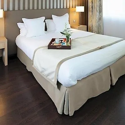 Apart Otel Residhome Berges De La Loire 4*