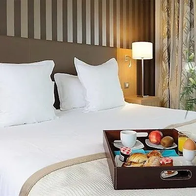 Residhome Berges De La Loire 4*