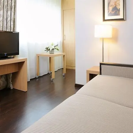 Residhome Berges De La Loire 4*